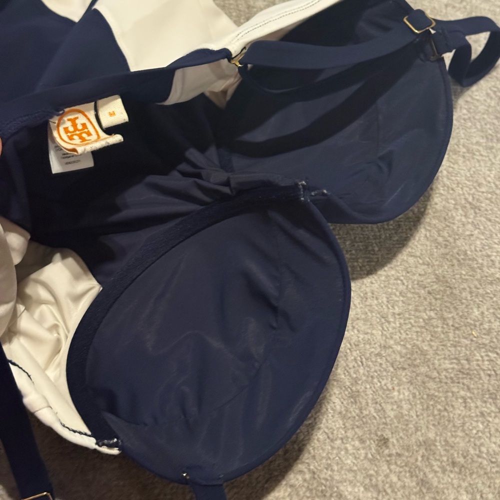 Tory Burch Swim Lipsi Colorblock Navy White Bandeau One-Piece Swimsuit Size M - Picture 10 of 10